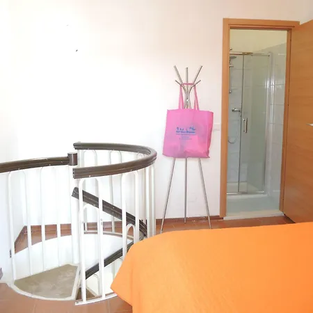 شقة Two Level Attic With Sea View Terrace بيبيوني
